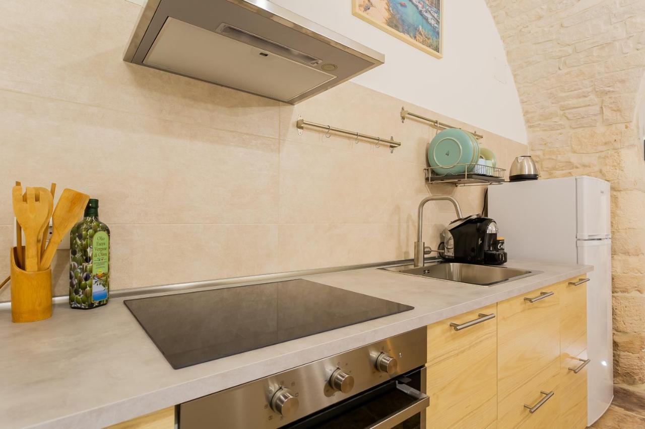 Suite Da Nonno Luigi 100 Metri Dal Mare Giovinazzo Exterior photo